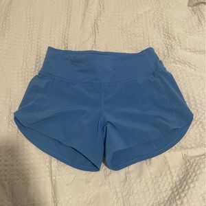 Lululemon Speed up Shorts 4’ in blue nile
